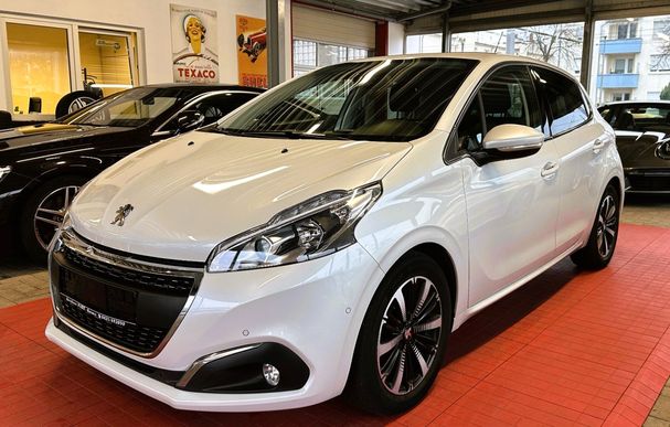 Peugeot 208 61 kW image number 1