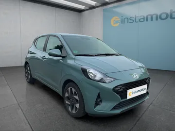 Car image 2