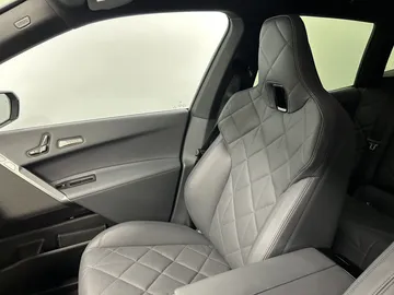 Car image 41