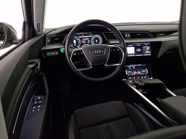 Audi Q8 55 quattro e-tron Business 250 kW image number 15