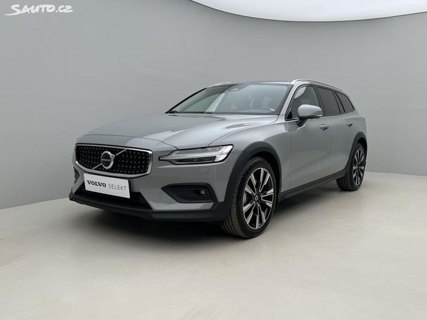 Volvo V60 Cross Country AWD B5 184 kW image number 1