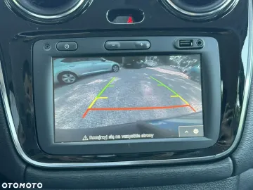 Car image 28