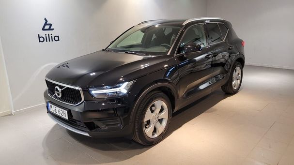 Volvo XC40 T2 Momentum 95 kW image number 1