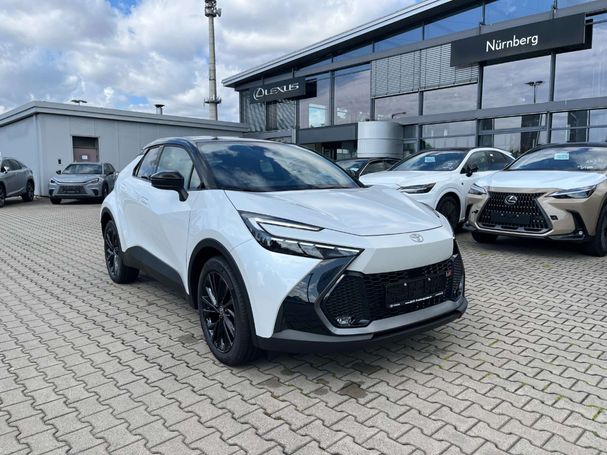 Toyota C-HR 2.0 Plug-In Hybrid 164 kW image number 2