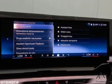 Car image 40