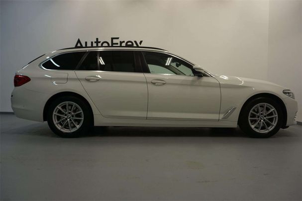 BMW 520d Touring xDrive 140 kW image number 2