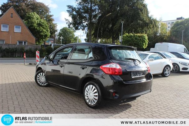 Toyota Auris 73 kW image number 10