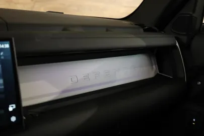 Car image 37