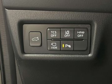 Car image 30