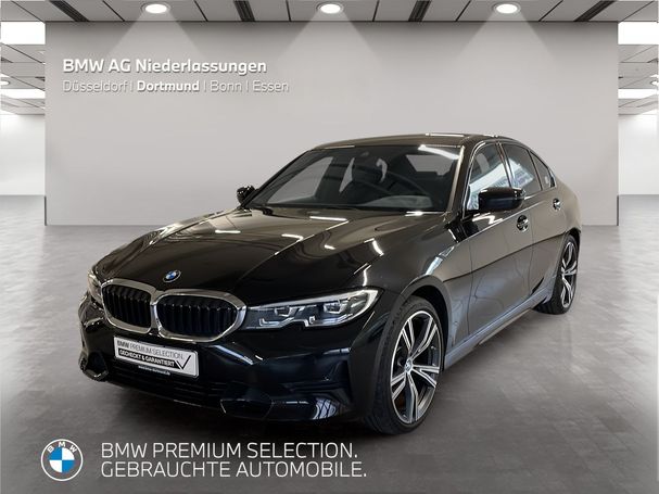 BMW 318i M Sport 115 kW image number 1