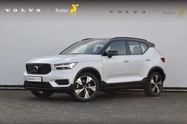 Volvo XC40 R Recharge T4 Design 155 kW image number 1