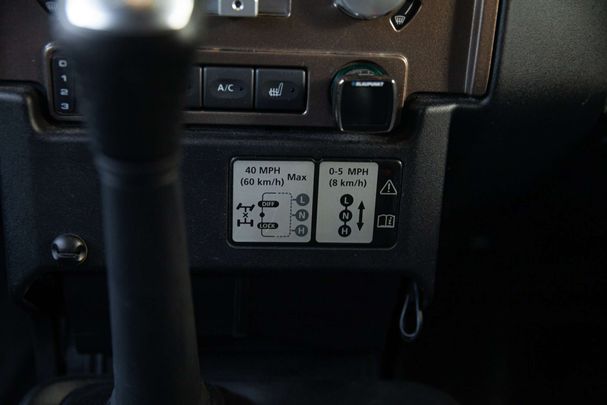 Land Rover Defender 110 90 kW image number 39