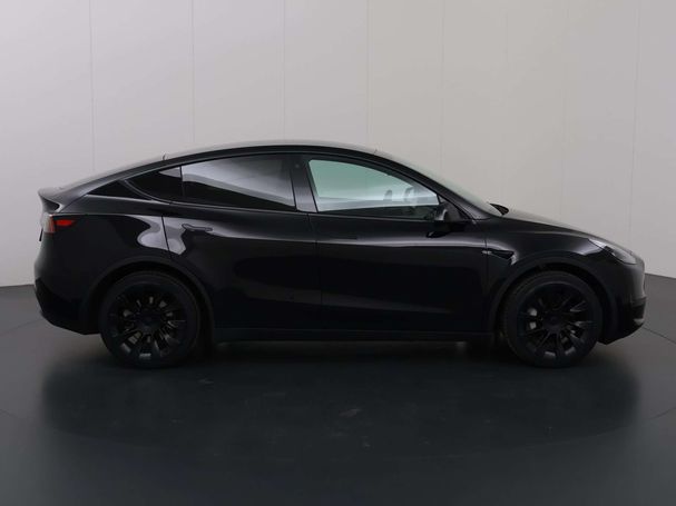 Tesla Model Y Long Range AWD 258 kW image number 6