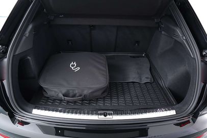 Car image 41