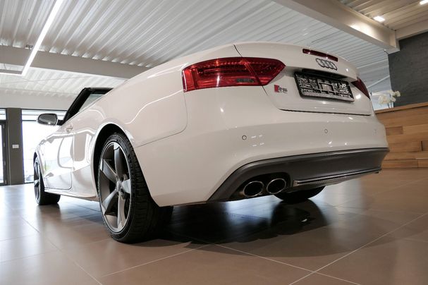 Audi S5 3.0 TFSI quattro S tronic Cabrio 245 kW image number 3