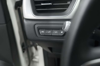 Car image 36