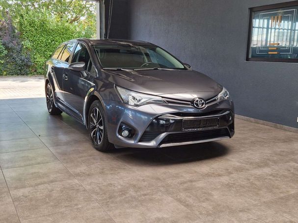 Toyota Avensis Touring S 1.8 108 kW image number 9