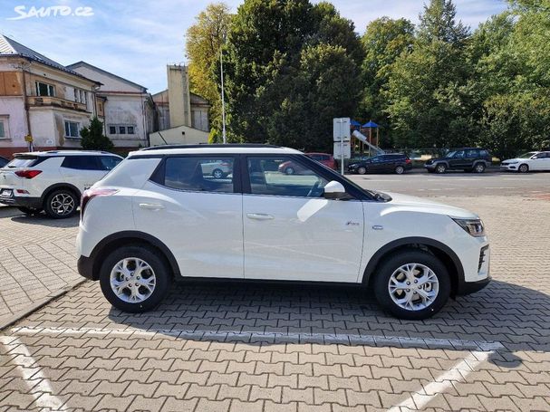 SsangYong Tivoli 1.5 4WD 120 kW image number 5