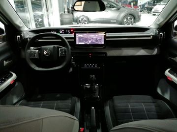 Car image 14