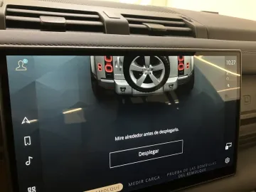 Car image 32
