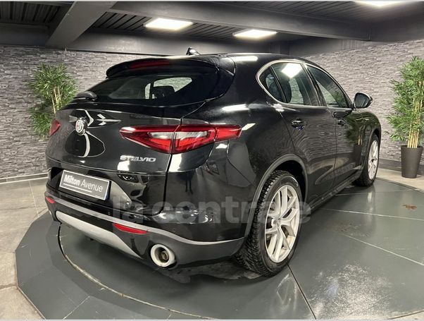 Alfa Romeo Stelvio 2.2 AT8 Q4 Super 140 kW image number 20