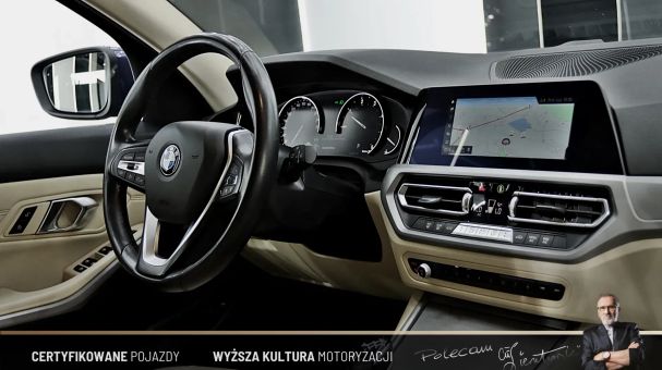 BMW 320d Touring xDrive 140 kW image number 17