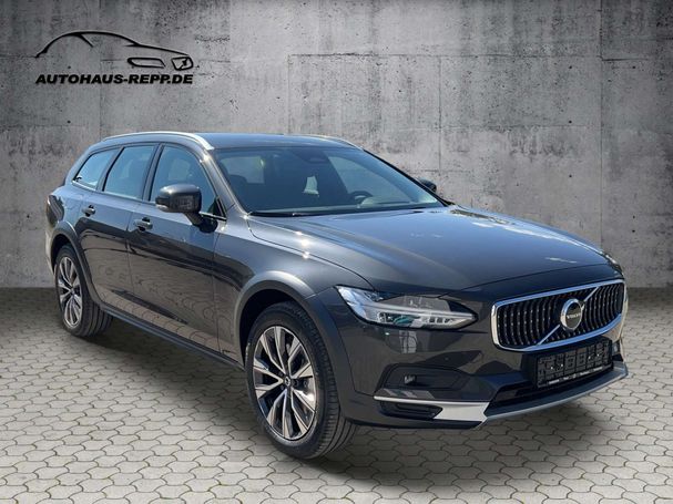 Volvo V90 Cross Country AWD B4 145 kW image number 8