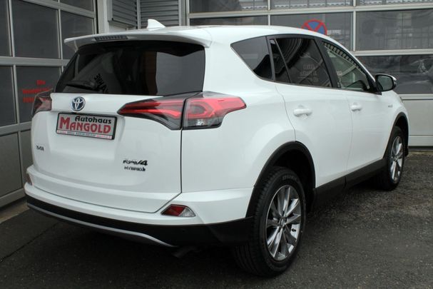 Toyota RAV 4 2.5 Hybrid Team Deutschland 145 kW image number 3