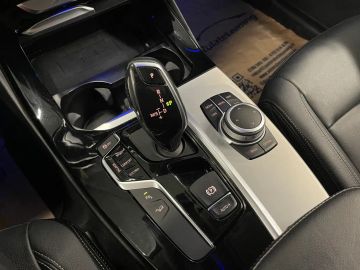 Car image 37