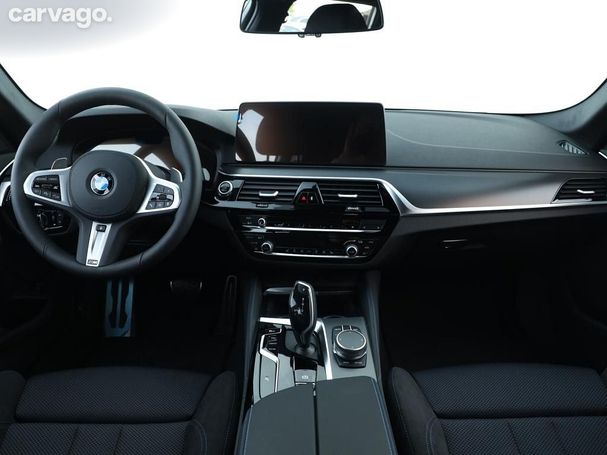 BMW 520d Touring xDrive 140 kW image number 7