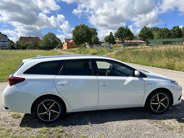 Toyota Auris Touring Sports 1.8 Hybrid 100 kW image number 6