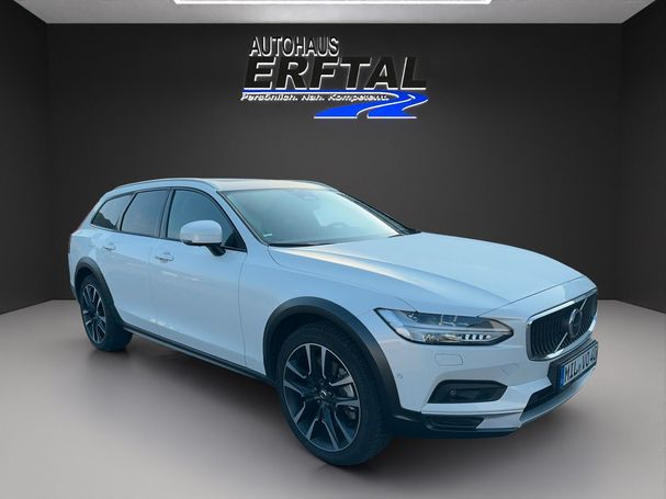 Volvo V90 Cross Country AWD B4 145 kW image number 8