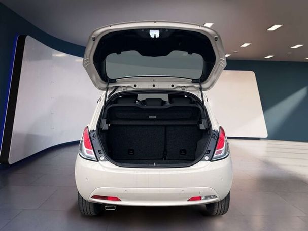 Lancia Ypsilon 51 kW image number 7