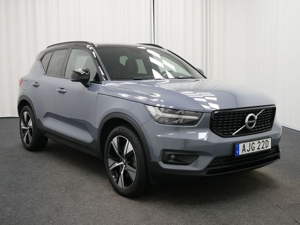 Volvo XC40 Recharge R T4 Design 157 kW image number 2