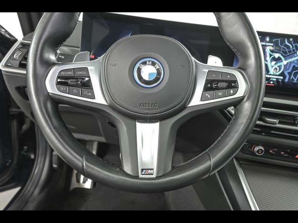 BMW 330e 215 kW image number 7