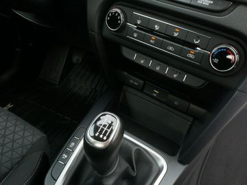 Car image 29