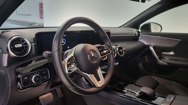 Mercedes-Benz A 180 d 85 kW image number 4