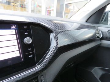 Car image 37