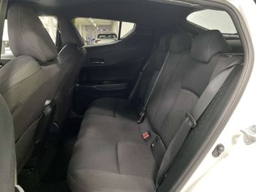 Car image 36