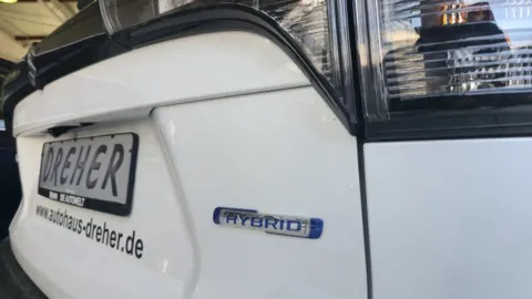 Car image 28