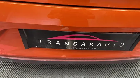 Car image 35