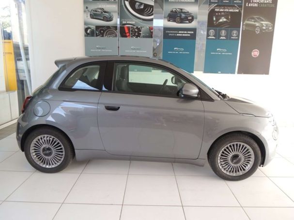 Fiat 500 e 70 kW image number 3