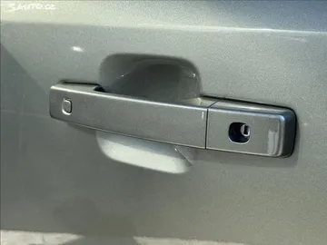 Car image 31