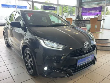 Car image 2