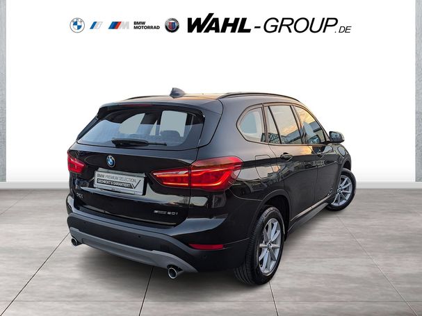 BMW X1 sDrive20i Advantage 141 kW image number 3