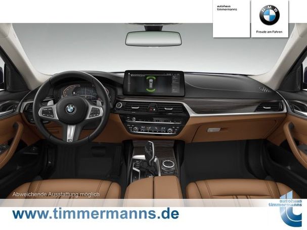 BMW 540i Touring xDrive 245 kW image number 4