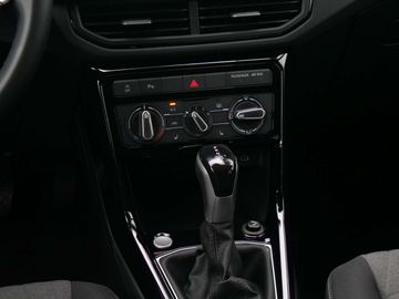 Car image 38