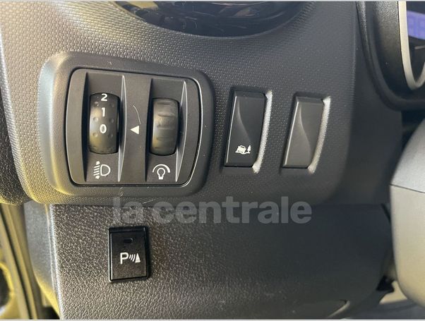 Renault Trafic Grand dCi EDC 107 kW image number 10