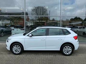 Car image 40