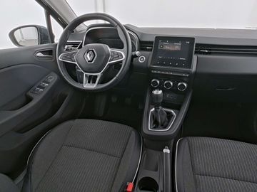 Car image 14